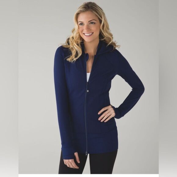 Lululemon women’s 10 navy blue daily practice jacket hero blue running athletic - Picture 1 of 7